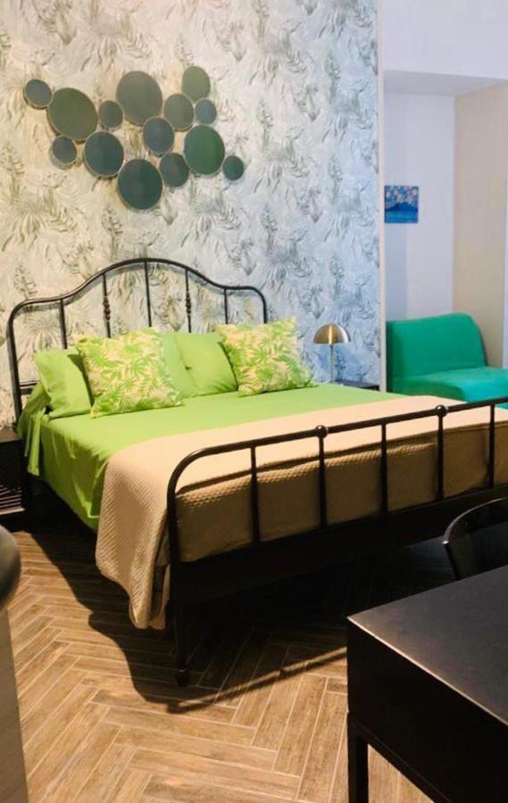 مبيت وإفطار نابولي Sogno Botanico المظهر الخارجي الصورة