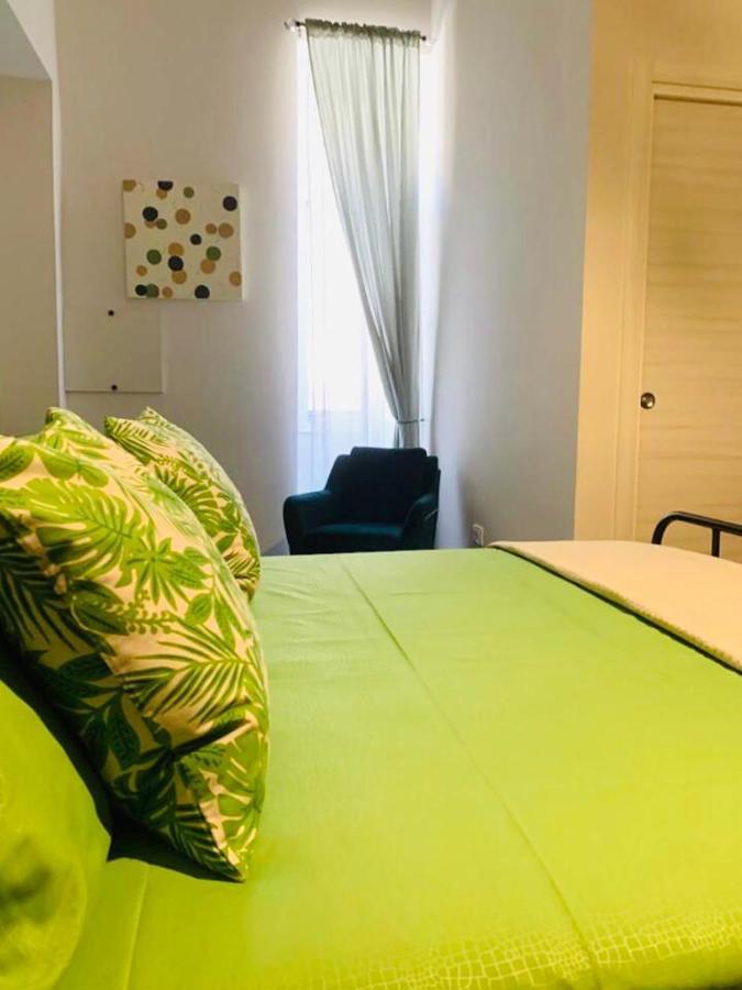 مبيت وإفطار نابولي Sogno Botanico المظهر الخارجي الصورة