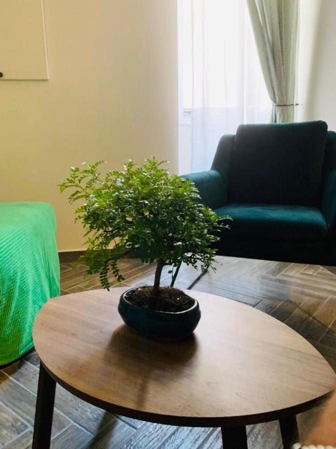مبيت وإفطار نابولي Sogno Botanico المظهر الخارجي الصورة