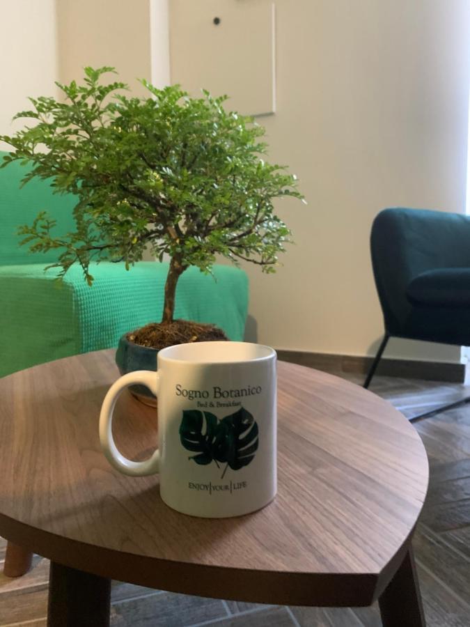 مبيت وإفطار نابولي Sogno Botanico المظهر الخارجي الصورة